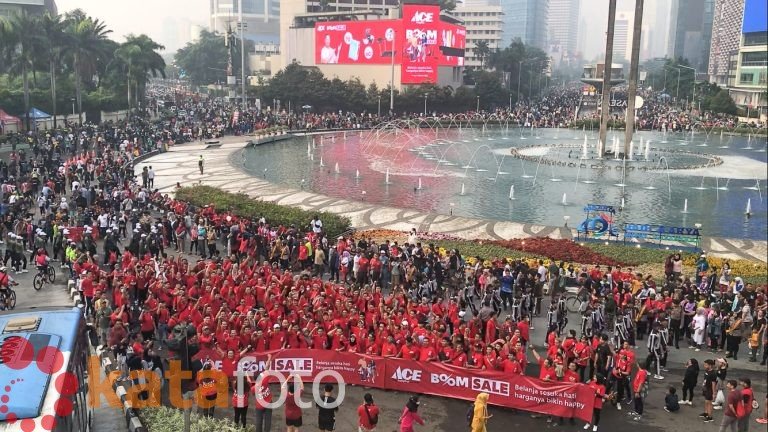 Dorong Kepedulian Lingkungan, ACE Gelar Aksi Kebersihan di 10 Kota