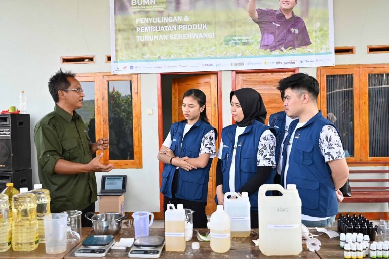 SIG Dorong Petani di Cibadak Integrated Farming Pasarkan Olahan Hasil Panen Secara Online