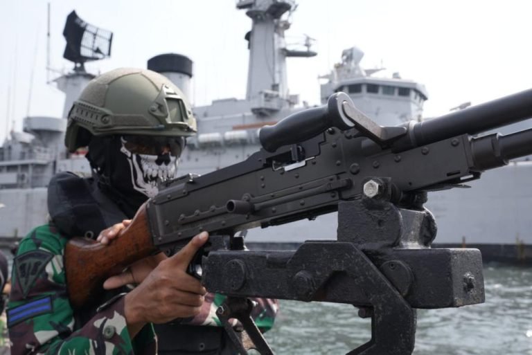 TNI Siagakan Kapal Perang dan Pasukan Khusus Amankan KTT ASEAN