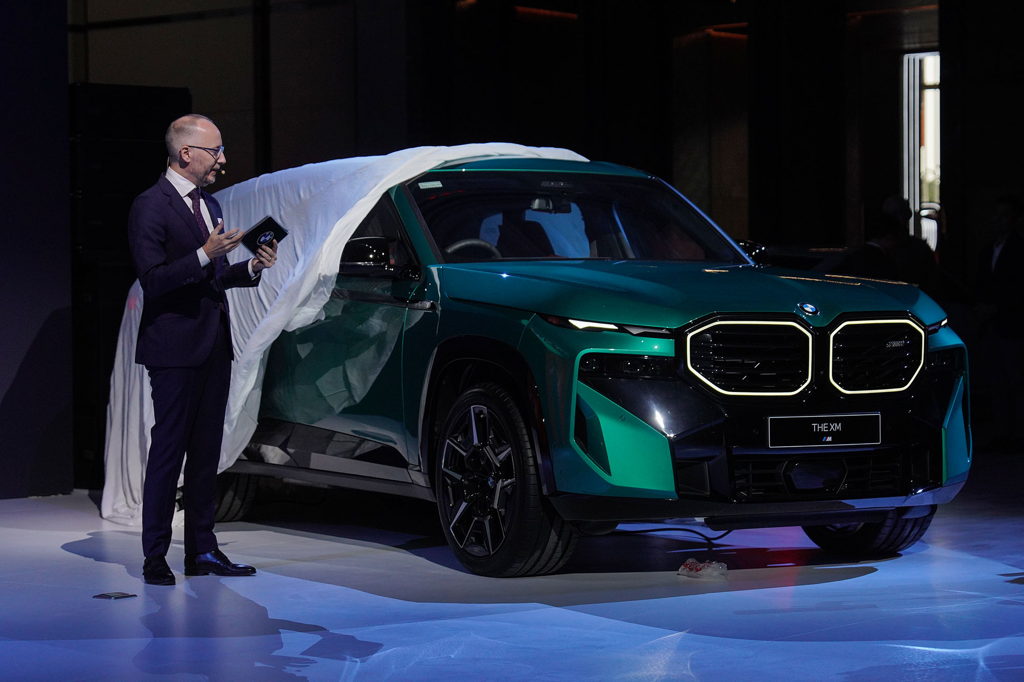 BMW Indonesia Hadirkan Kemewahan dan Teknologi Terbaru di GIIAS 2024
