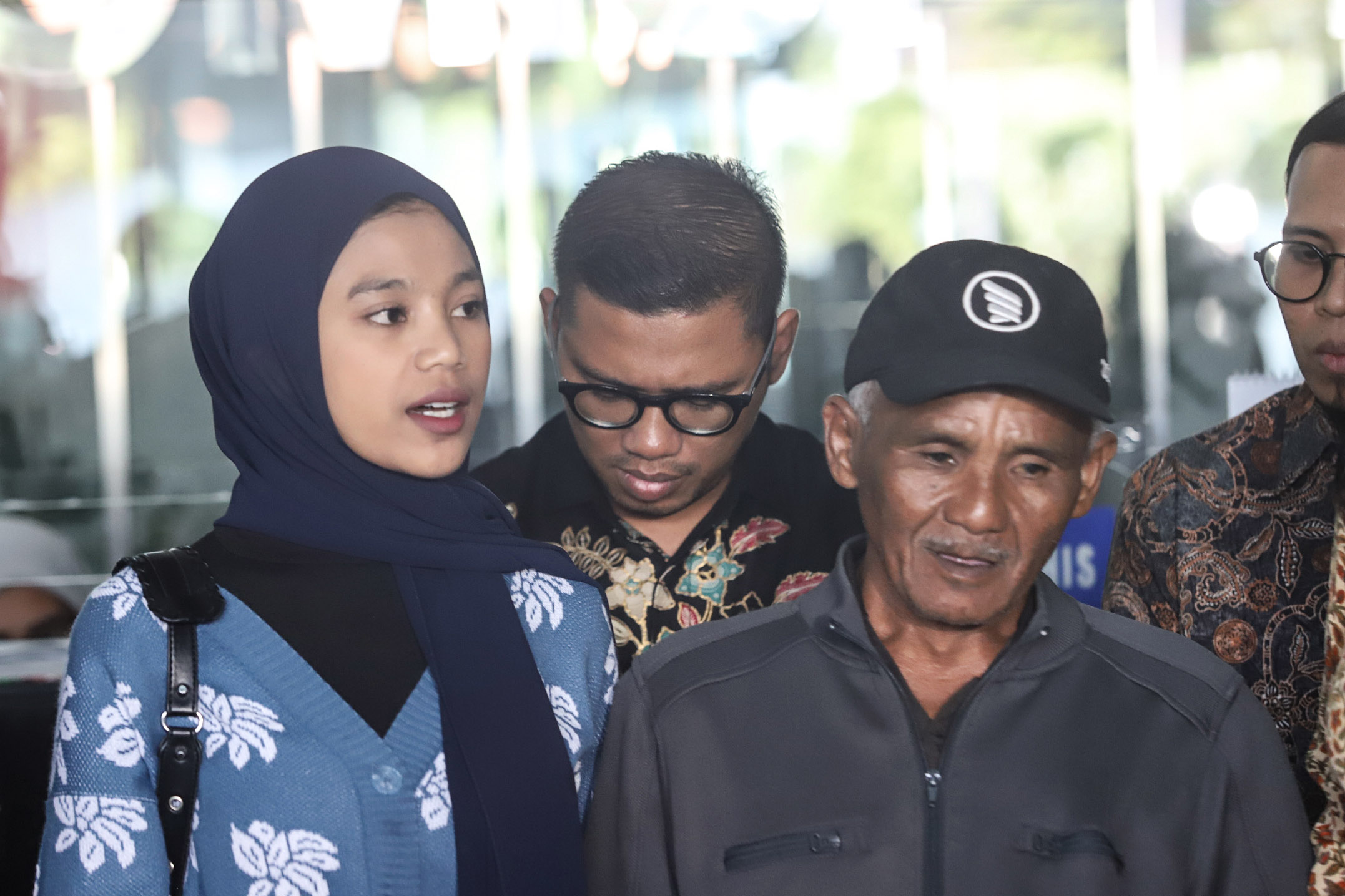 Keluarga Mendiang Dini Sera Laporkan Tiga Hakim ke KY
