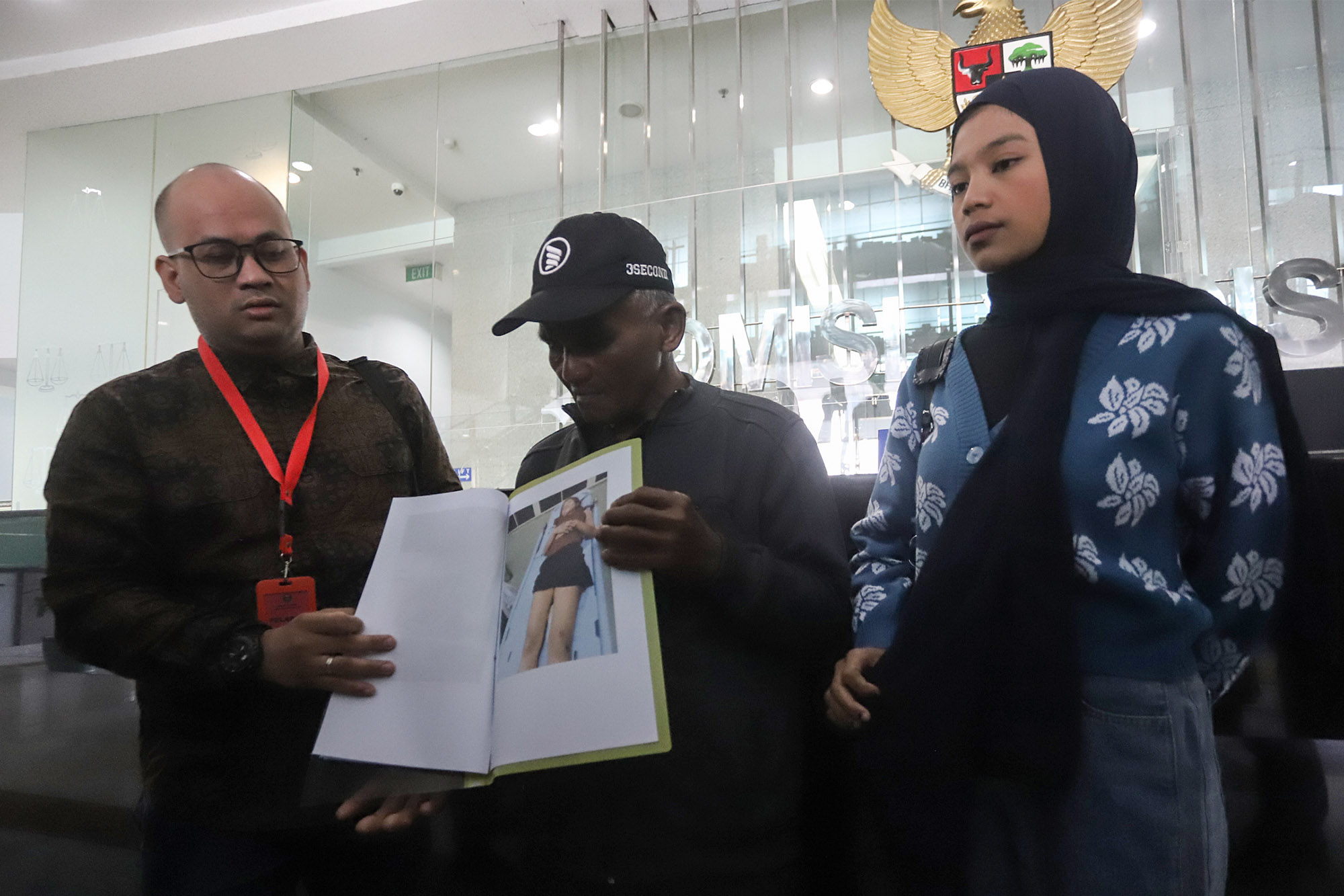 Keluarga Mendiang Dini Sera Laporkan Tiga Hakim ke KY
