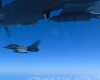Manuver Jet Tempur Rafale Prancis di Langit Indonesia 