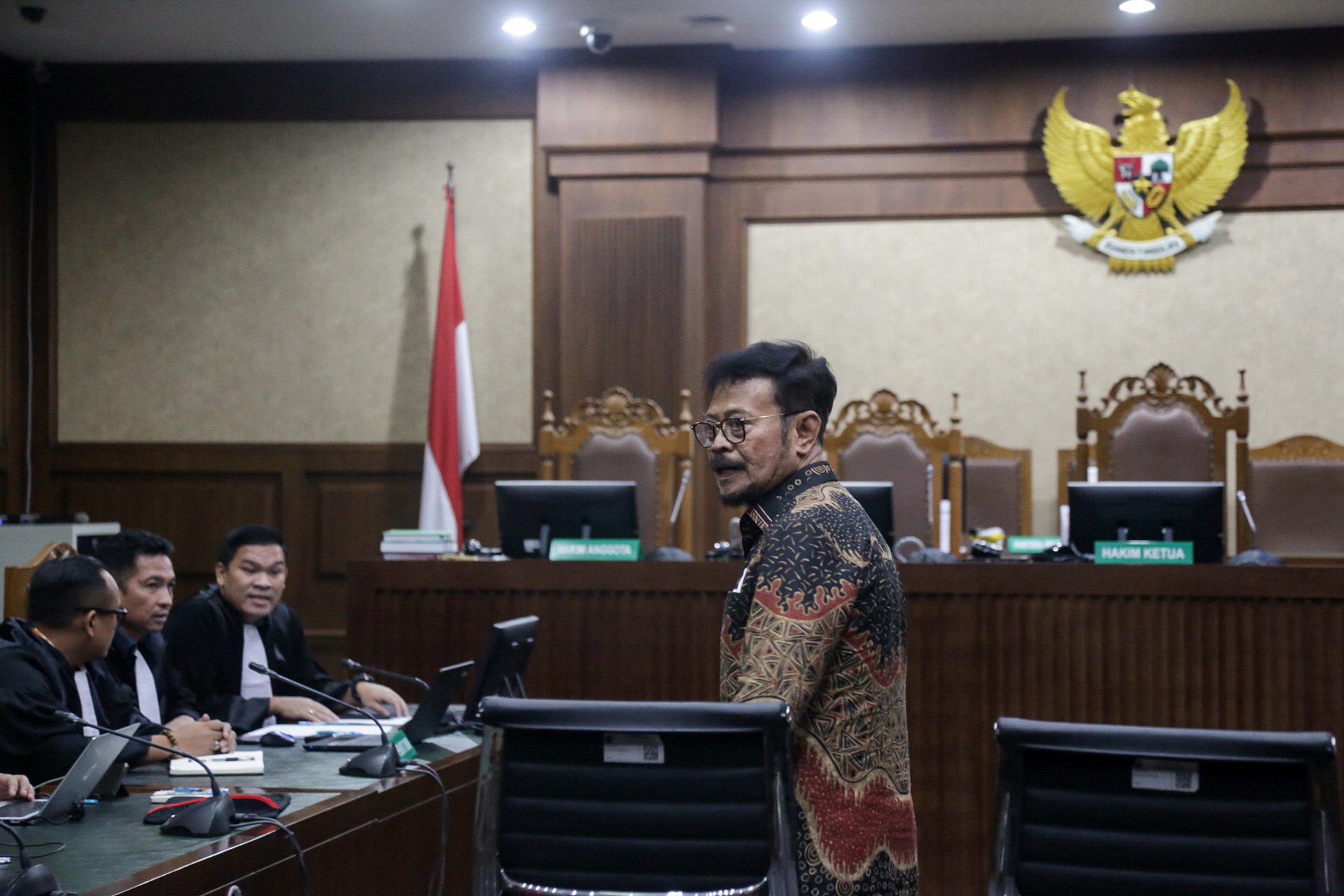 Mantan Menteri Pertanian SYL Divonis 10 Tahun Penjara
