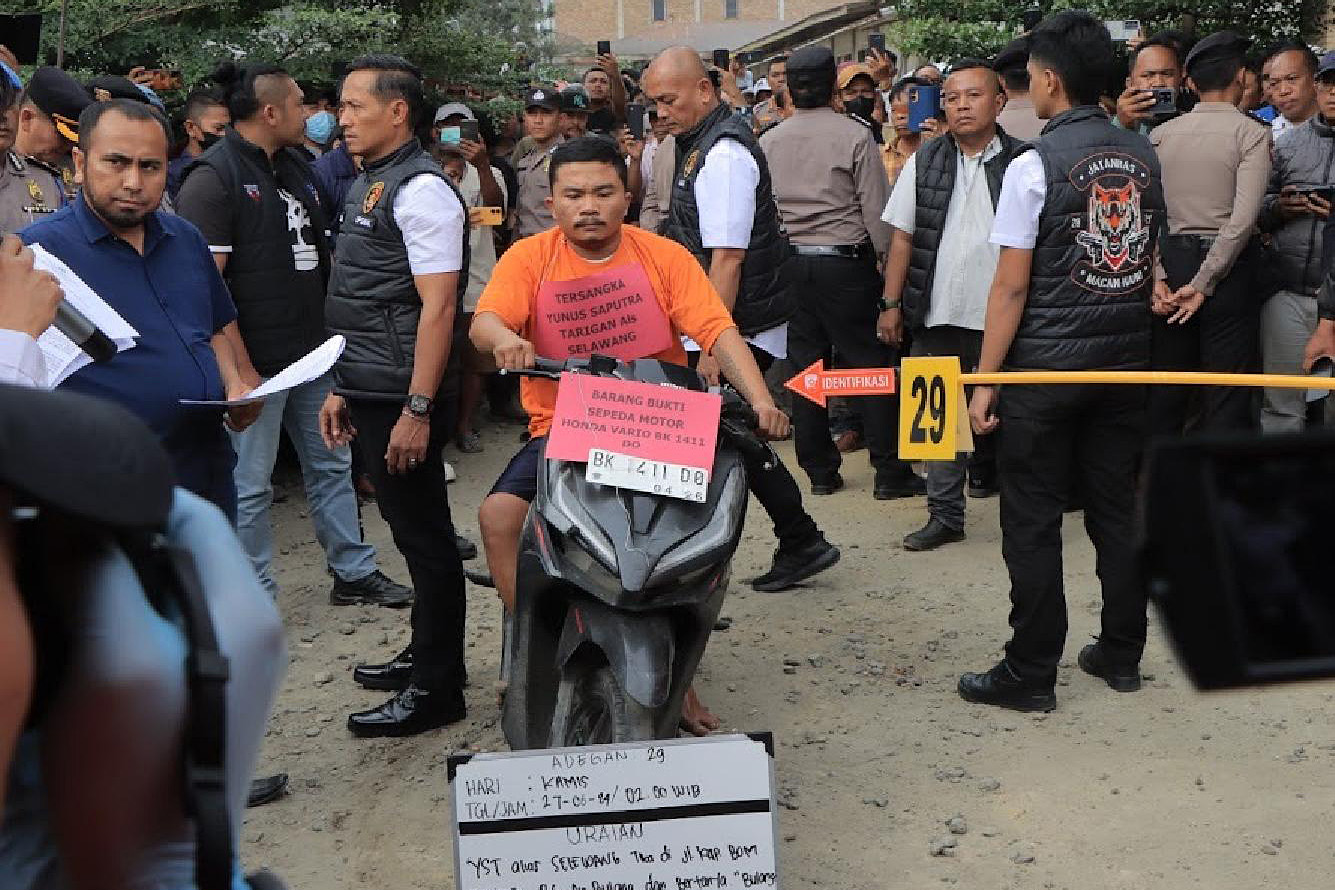 Ada 57 Adegan dalam Rekonstruksi Pembakaran Rumah Wartawan  
