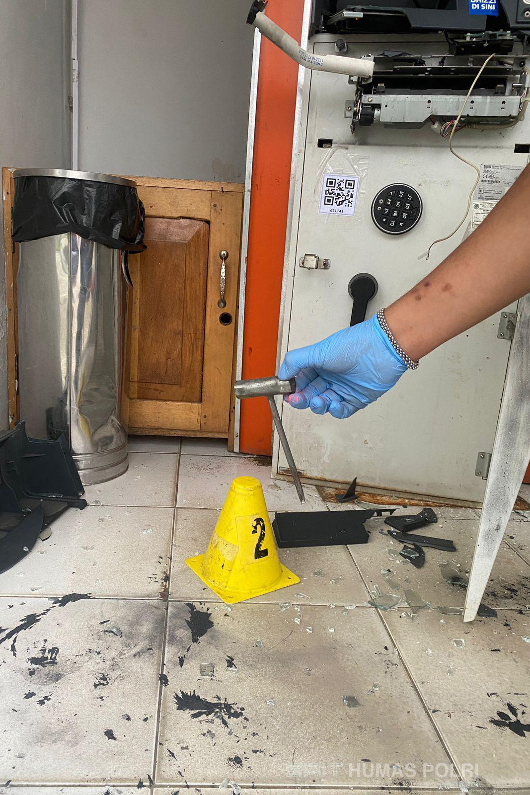 ATM Dibobol, 2 Pelaku Gagal Bongkar Bagian Mesin
