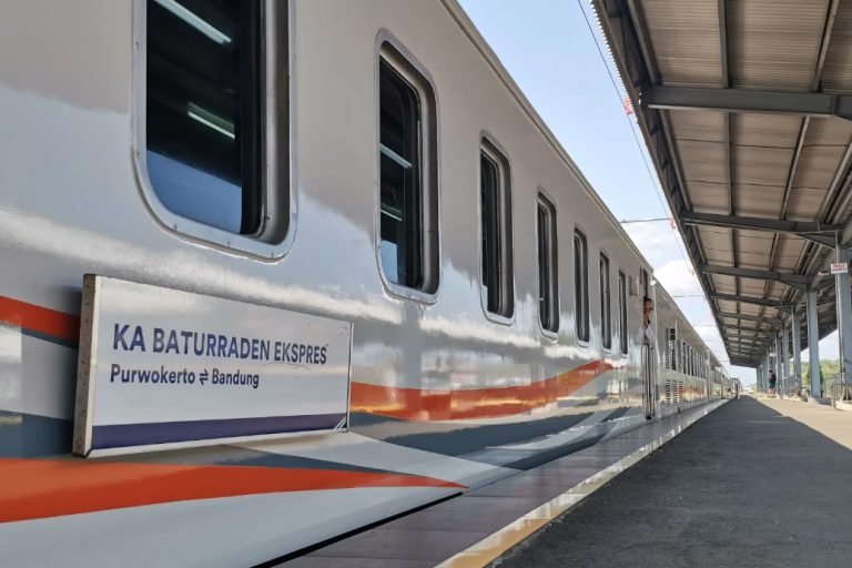 KA Baturraden Ekspres Berhenti Beroperasi, Ini Alternatifnya
