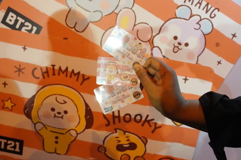 Tambah Koleksimu, KMT BT21 Sapa Pengguna Commuter Line