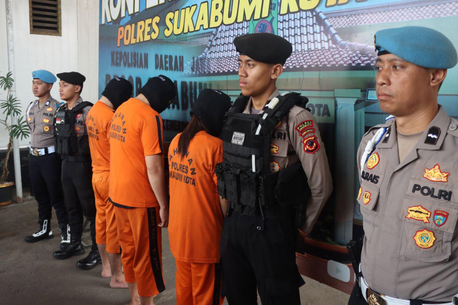 Untung Miliaran Rupiah, Polisi Bongkar Agensi Live Streaming Porno