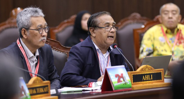Ahli Sebut Sebagian Notaris Usia 70 Masih Kompeten Menjalankan Tugasnya