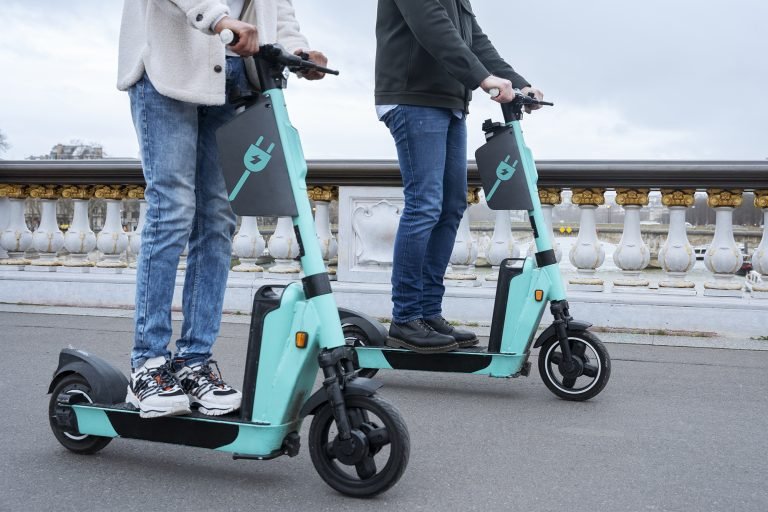 Pemerintah Sediakan Konversi Gratis 1000 Motor Listrik