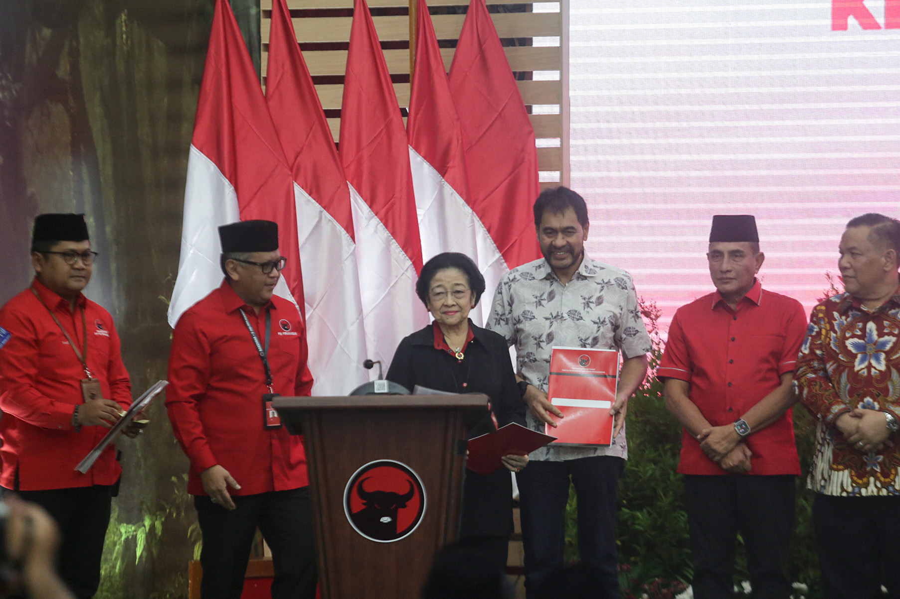 PDIP Umumkan Bakal Calon Kepala Daerah dan Wakil untuk Pilkada Serentak 2024
