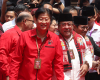 Kenakan Baju Adat Betawi, Pramono Rano Daftar Pilgub Jakarta 2024

