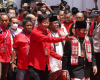 Kenakan Baju Adat Betawi, Pramono Rano Daftar Pilgub Jakarta 2024
