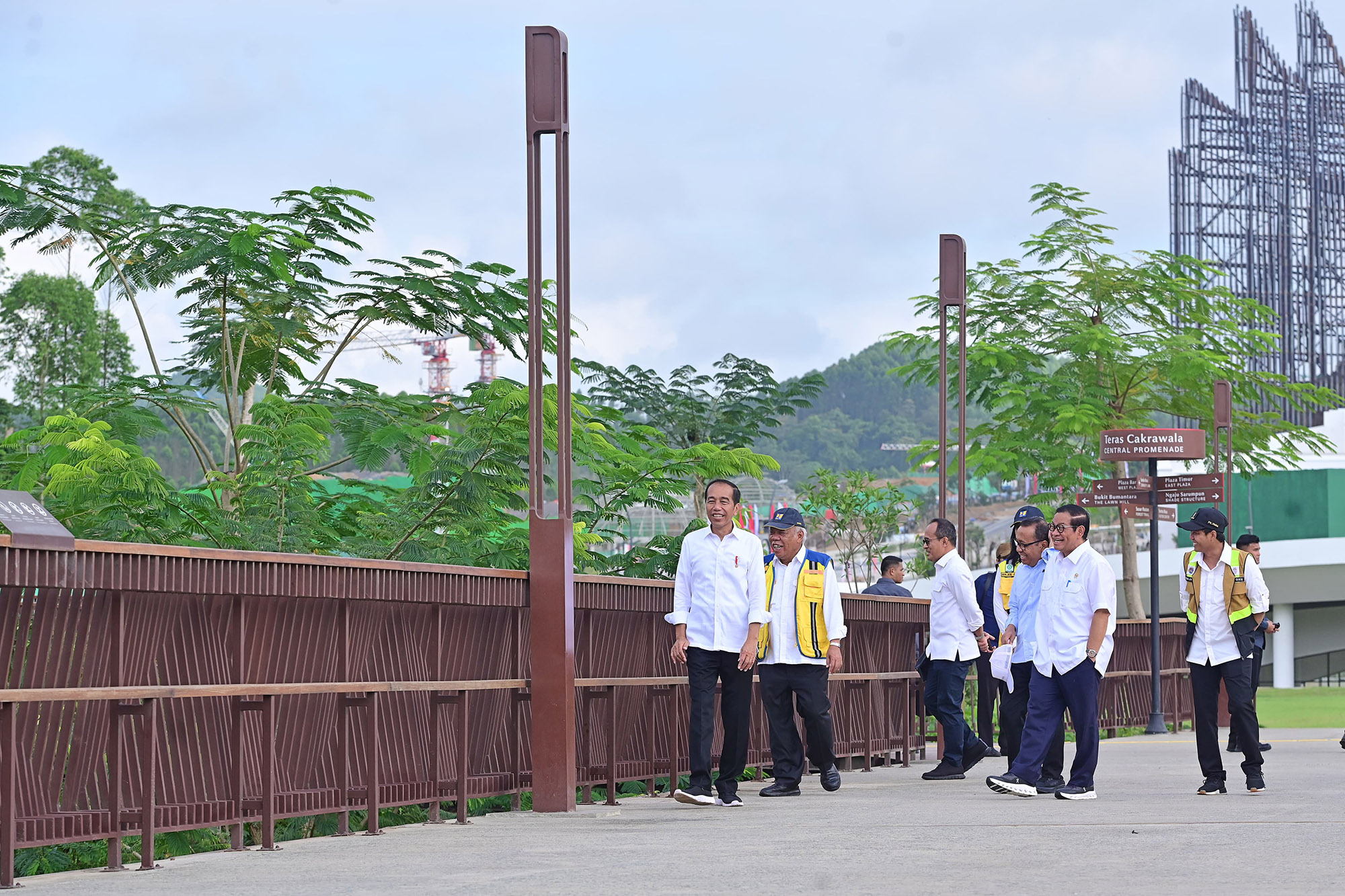 Plaza Seremoni Sumbu Kebangsaan Simbol Keharmonisan IKN