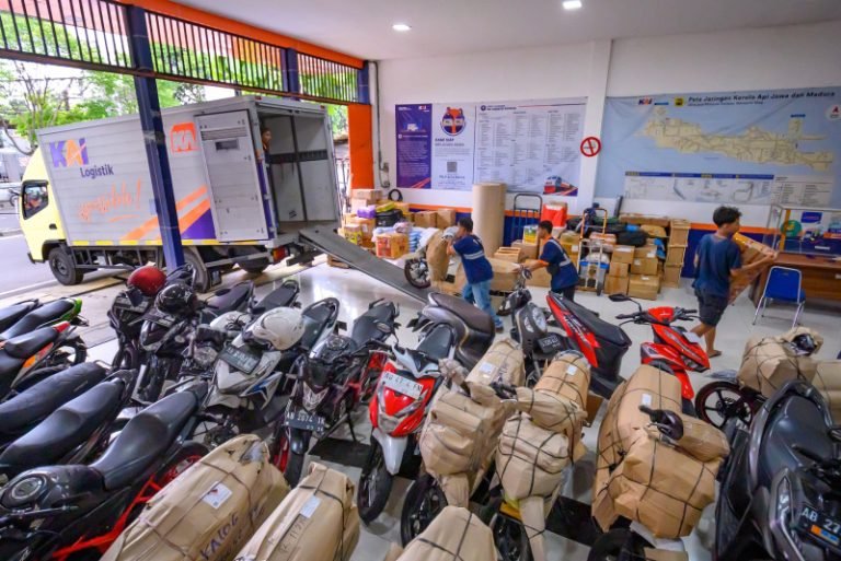 KAI Logistik Fasilitasi Pengiriman Sepeda Motor bagi Anggota IMI