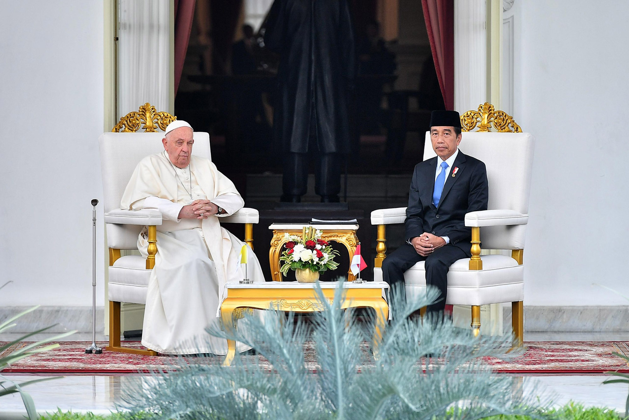 Momen Keakraban Paus Fransiskus dan Presiden Jokowi
