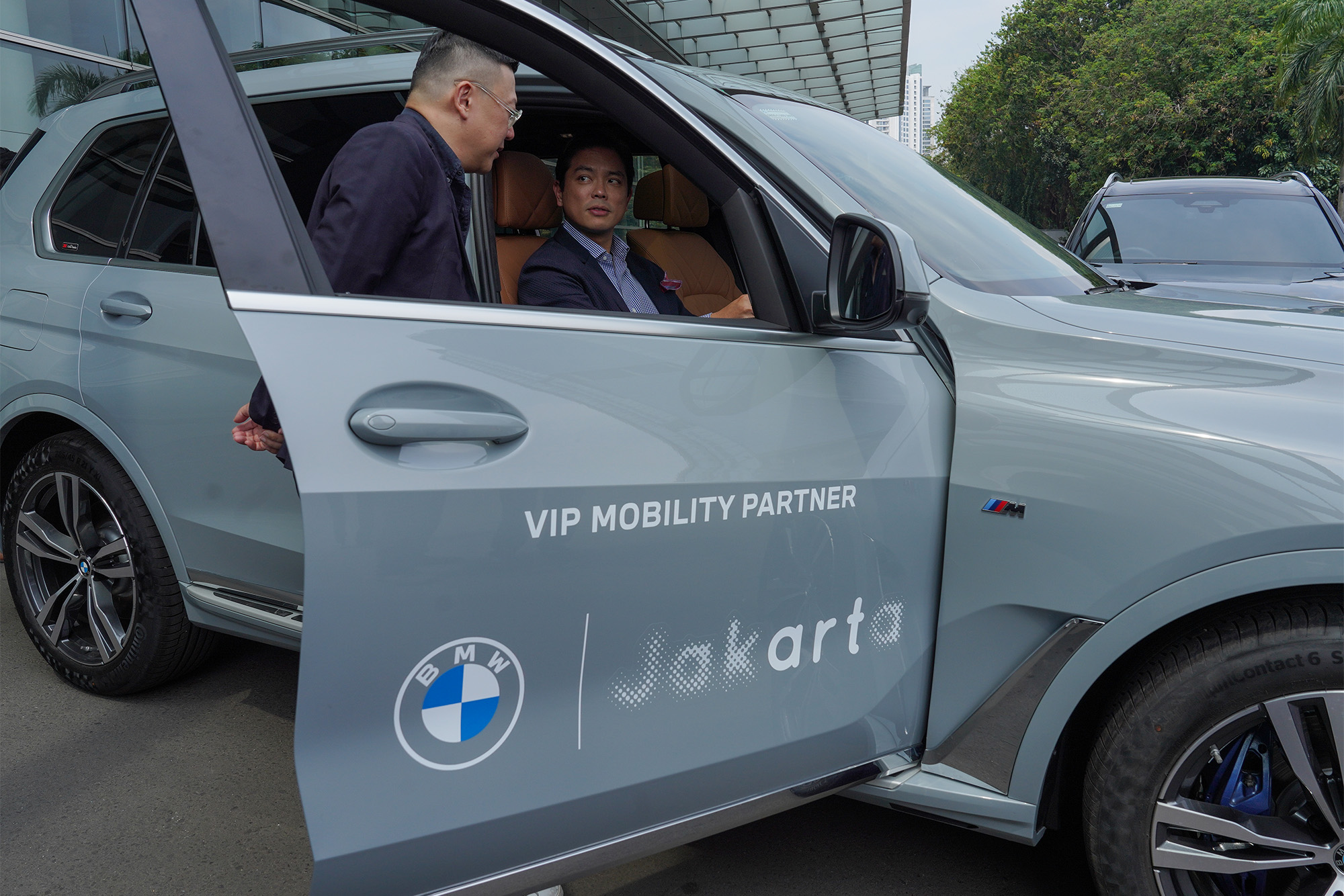 BMW Indonesia Dukung Gelaran Art Jakarta 2024 Melalui VIP Mobility Partner