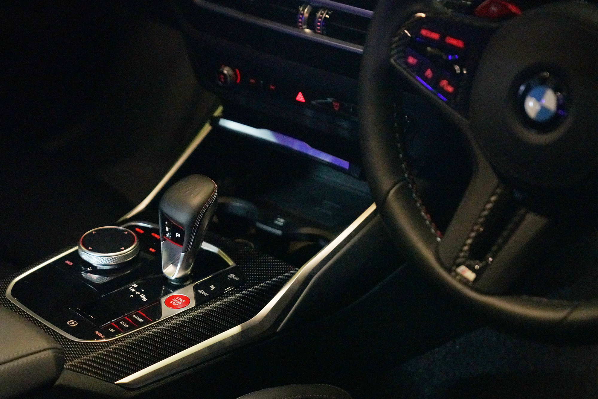 Menjelajahi Teknologi Inovatif BMW M4 CS dan BMW M4 Competition
