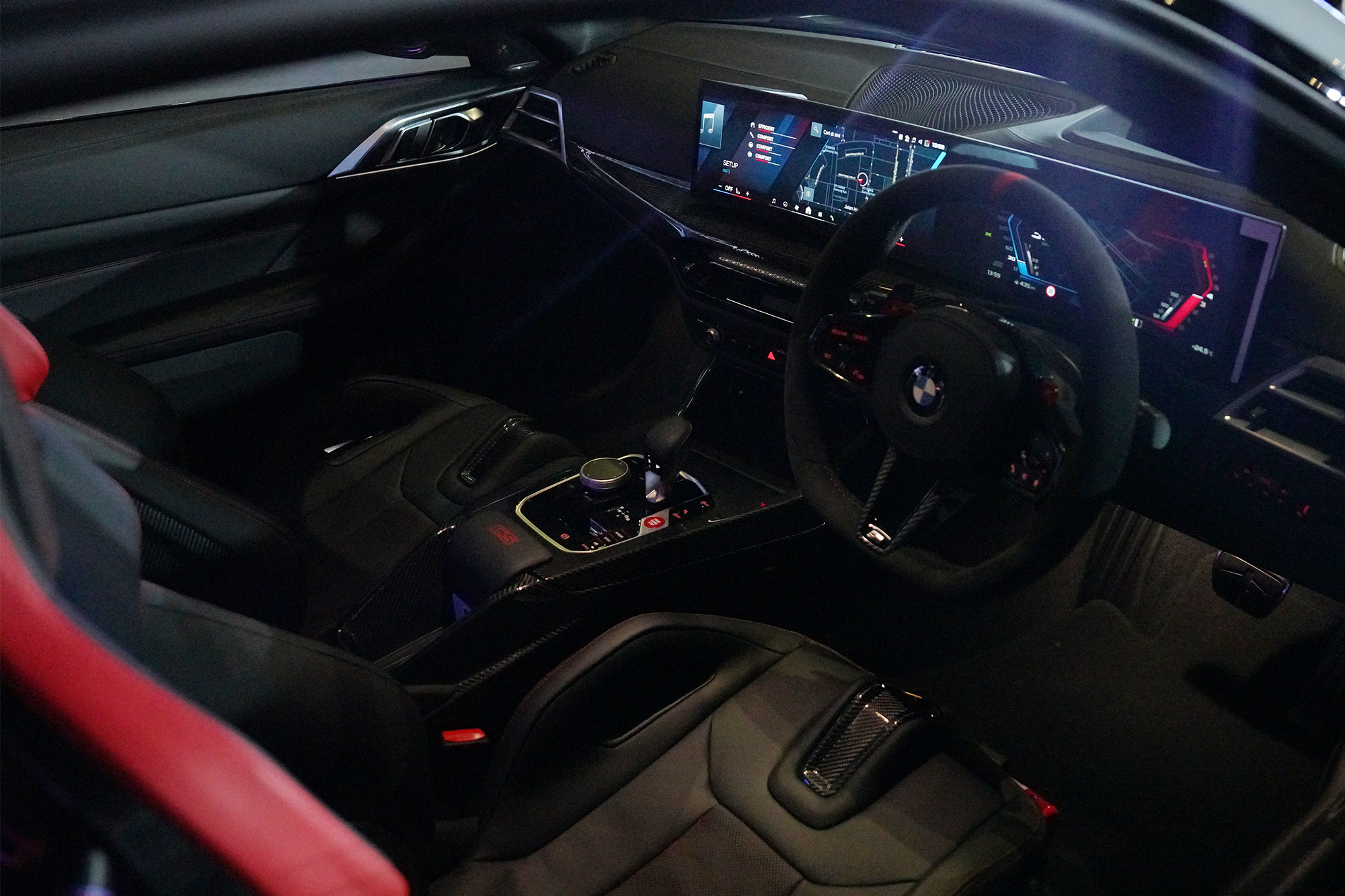 Menjelajahi Teknologi Inovatif BMW M4 CS dan BMW M4 Competition
