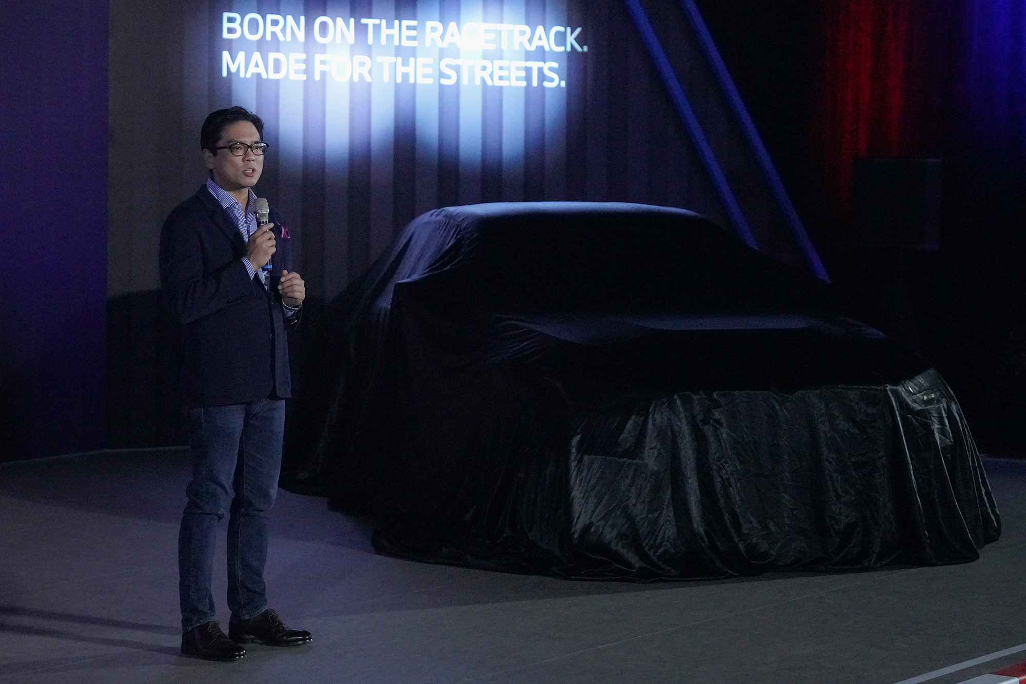 BMW M Indonesia Perluasan Jaringan Diler dengan Hadirkan Model Terbaru BMW M4 CS dan M2