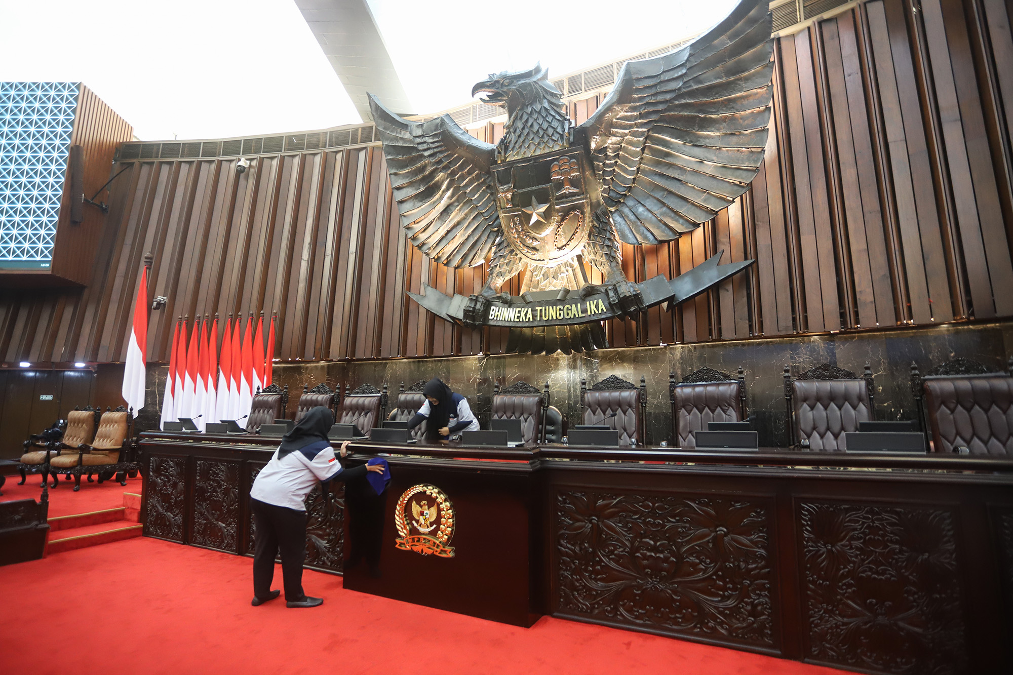 Kompleks Parlemen Percantik Diri Jelang Pelantikan Presiden dan Wakil Presiden 
