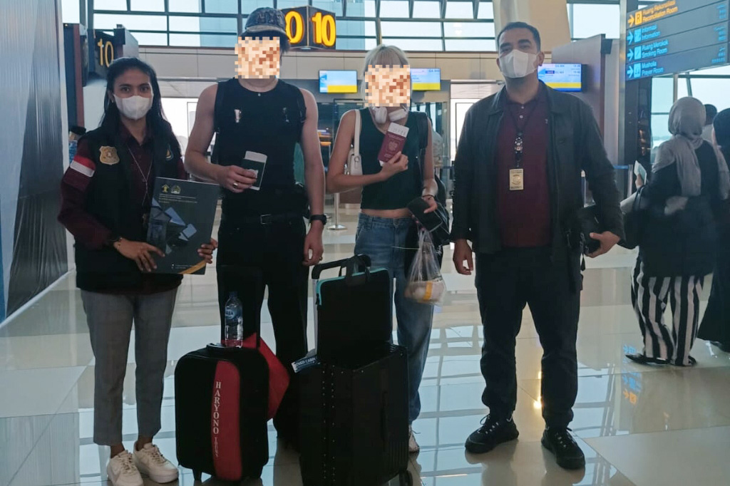 Dua WNA Dideportasi dari Indonesia, Imigrasi Surabaya Perketat Pengawasan