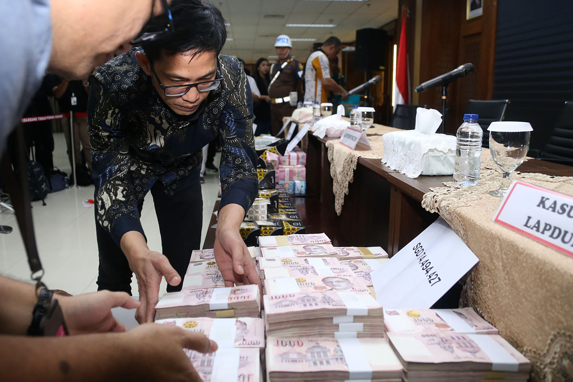 Hasil Makelar Kasus Mantan Pejabat MA, Kejaksaan Agung Temukan Uang Rp 920 M 