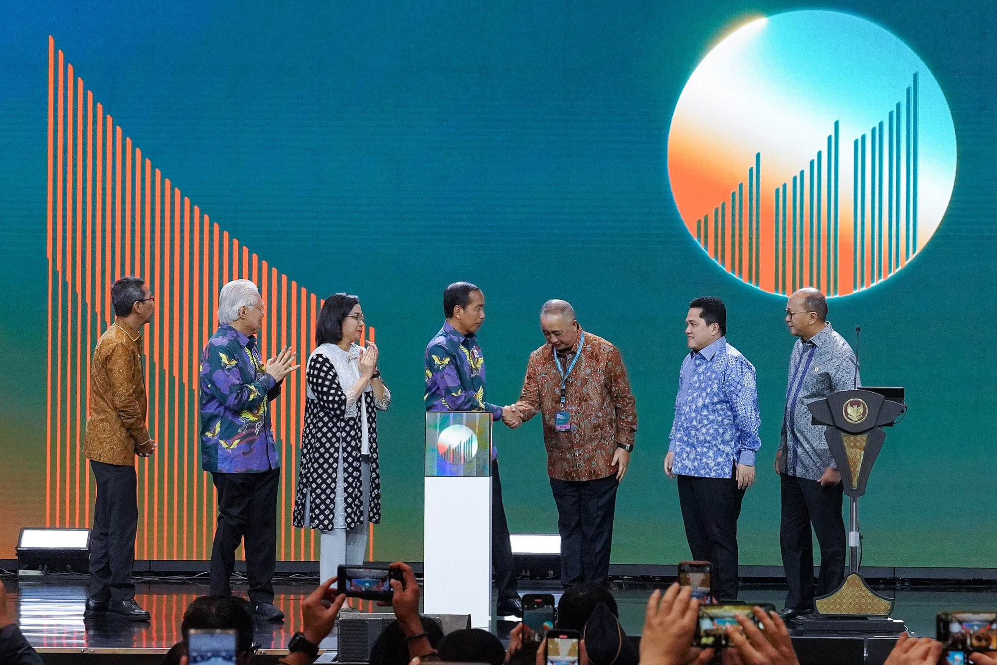 Jokowi Buka BNI Investor Daily Summit 2024