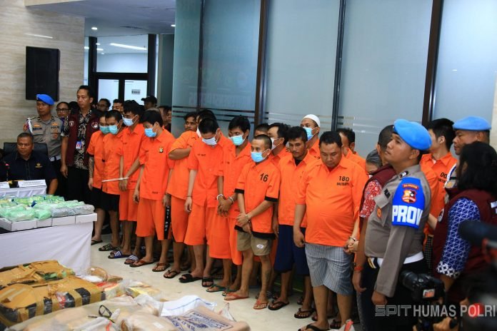 Perangi Narkoba, Polri Sita 1,7 Ton Narkoba dari 80 Perkara Perangi Narkoba, Polri Sita 1,7 Ton Narkoba dari 80 Perkara