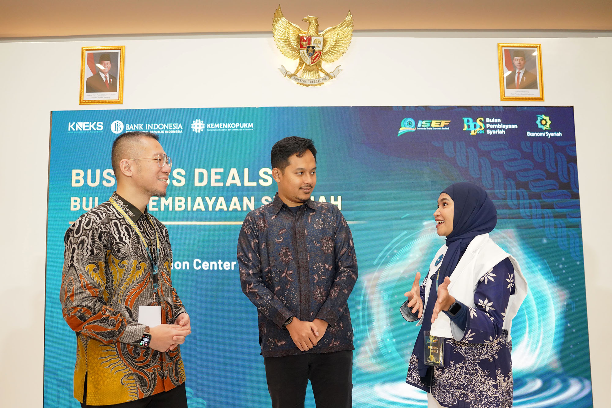 Qazwa Salurkan Rp50 Miliar untuk Dukung Fesyen Lokal melalui eJahit