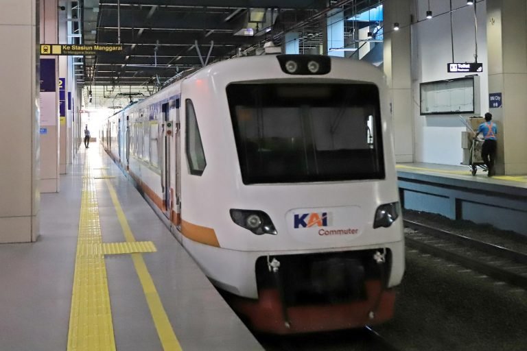 Spesial Akhir Tahun, Berikut Tarif tiket Commuter Line Menuju Bandara Soetta