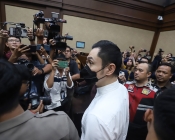 Harvey Moeis Dituntut 12 Tahun Penjara dan Denda Rp 1 Miliar dalam Kasus Korupsi Timah
