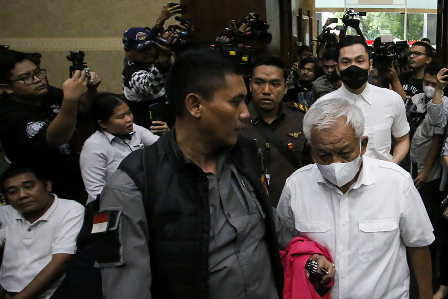 Terbukti Bersalah, Harvey Moeis Divonis 6,5 Tahun Penjara dalam Kasus Timah
