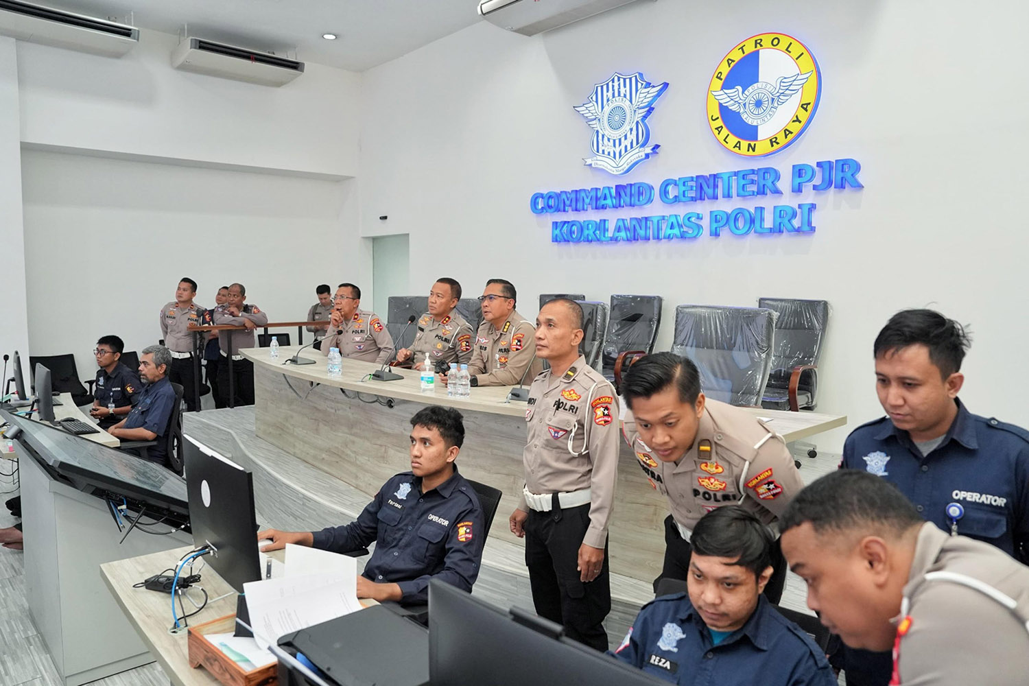 Teknologi Canggih Command Center KM 29 Hadapi Libur Nataru