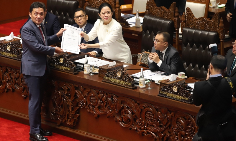 DPR Resmi Tetapkan Pimpinan dan Dewas KPK Periode 2024-2029
