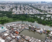 Fenomena Supermoon Sebabkan Banjir Rob di Muara Angke