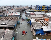 Fenomena Supermoon Sebabkan Banjir Rob di Muara Angke