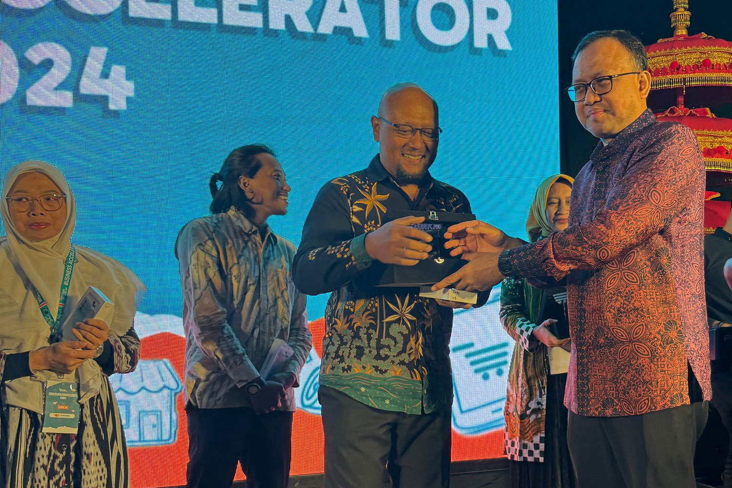Kemenkomdigi Apresiasi 10 UMKM Champion Program UMKM Level Up 2024