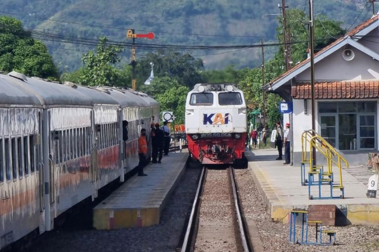 KAI Resmi Berlakukan Gapeka 2025, Waktu Tempuh Kereta Lebih Singkat dan Efisien