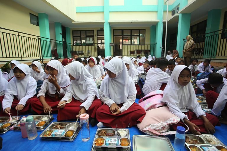 Program MBG Dorong UMKM dan Perempuan Jadi Pilar Ekonomi Lokal