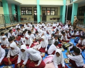 Makan Bergizi Gratis Dimulai: Langkah Nyata Pemerintah Tingkatkan Gizi Masyarakat
