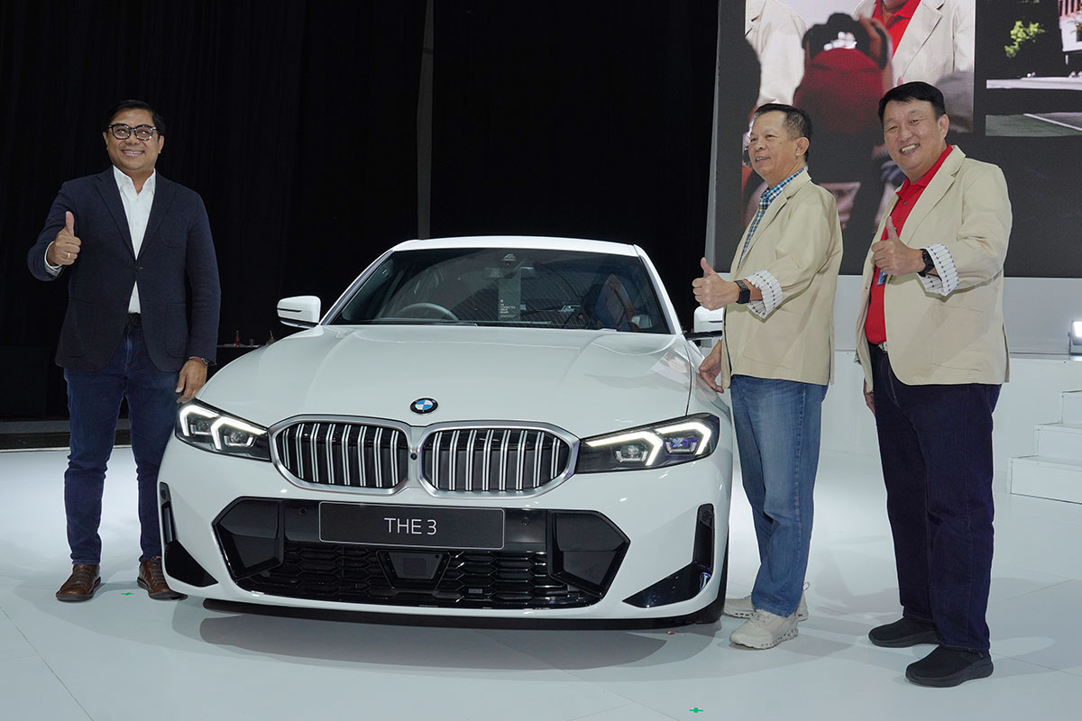 BMW 320i M Sport dan XM Label Red Resmi Hadir di BCA Expoversary 2025
