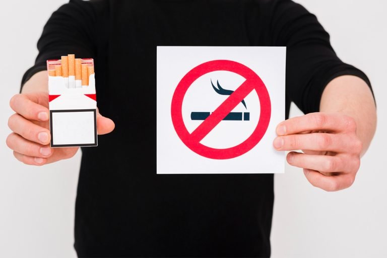 Pedagang Kelontong Dukung Edukasi Larangan Rokok untuk Usia di Bawah 21 Tahun