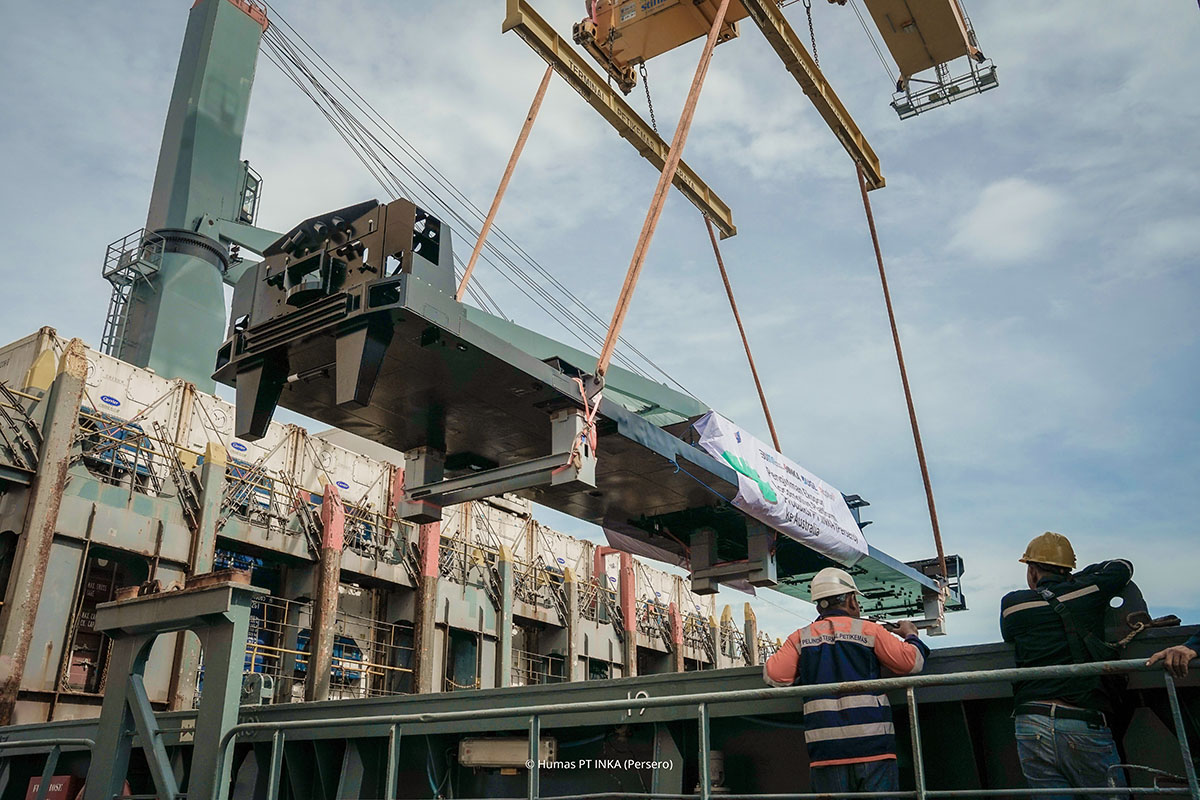 Ekspor Perdana, INKA Kirim 2 Unit Locomotive Platform ke Australia