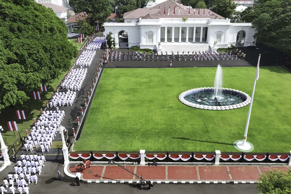 Kirab Sambut Pelantikan 961 Kepala Daerah, Era Baru Pemerintahan Daerah Dimulai
