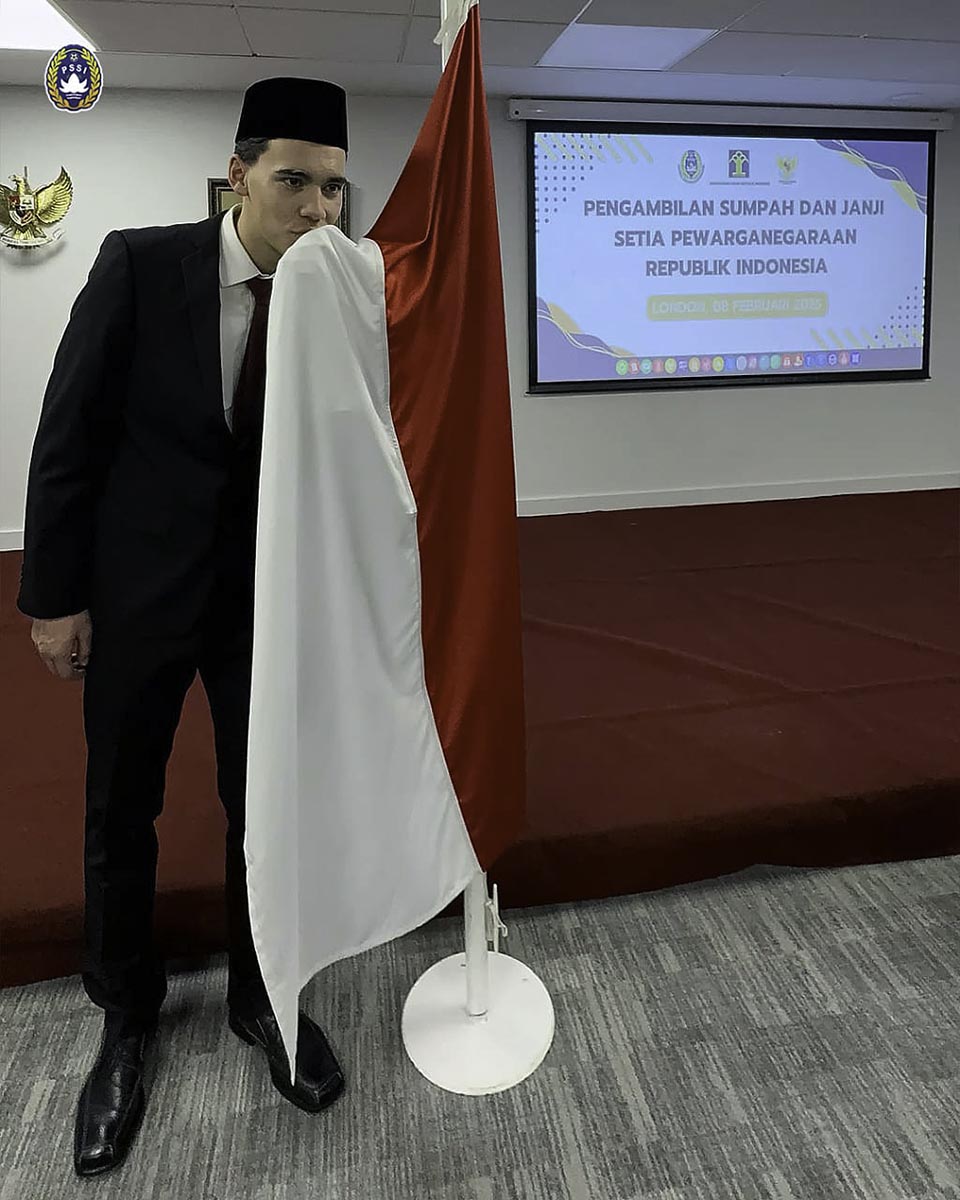 Naturalisasi Rampung! Ole Romeny, Tim Geypens, dan Dion Markx Resmi Jadi WNI, Siap Perkuat Timnas Indonesia