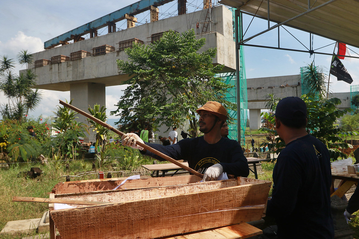 Potret Sunyi Relokasi Makam di Tengah Proyek Tol Yogyakarta-Bawen