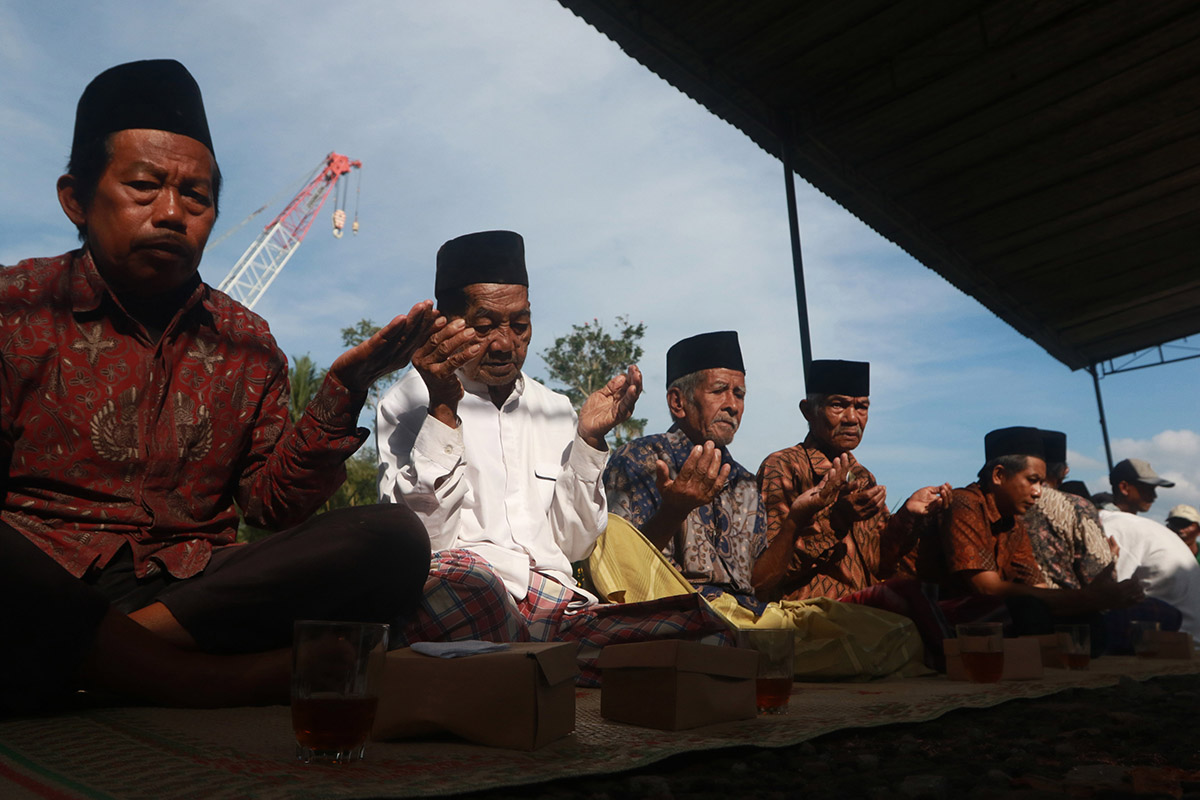 Potret Sunyi Relokasi Makam di Tengah Proyek Tol Yogyakarta-Bawen