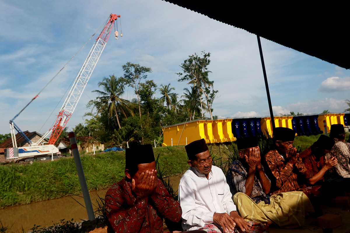 Potret Sunyi Relokasi Makam di Tengah Proyek Tol Yogyakarta-Bawen